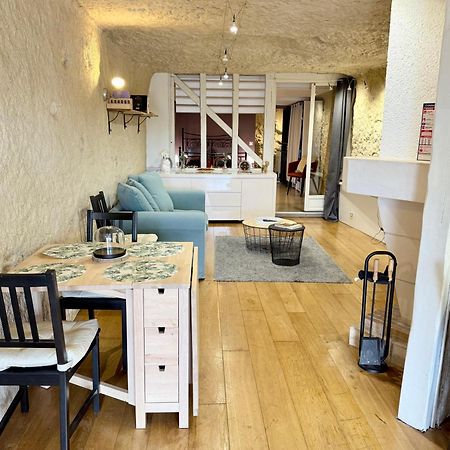 Appartement Troglodyte Du Petit Coteau à Vouvray Extérieur photo